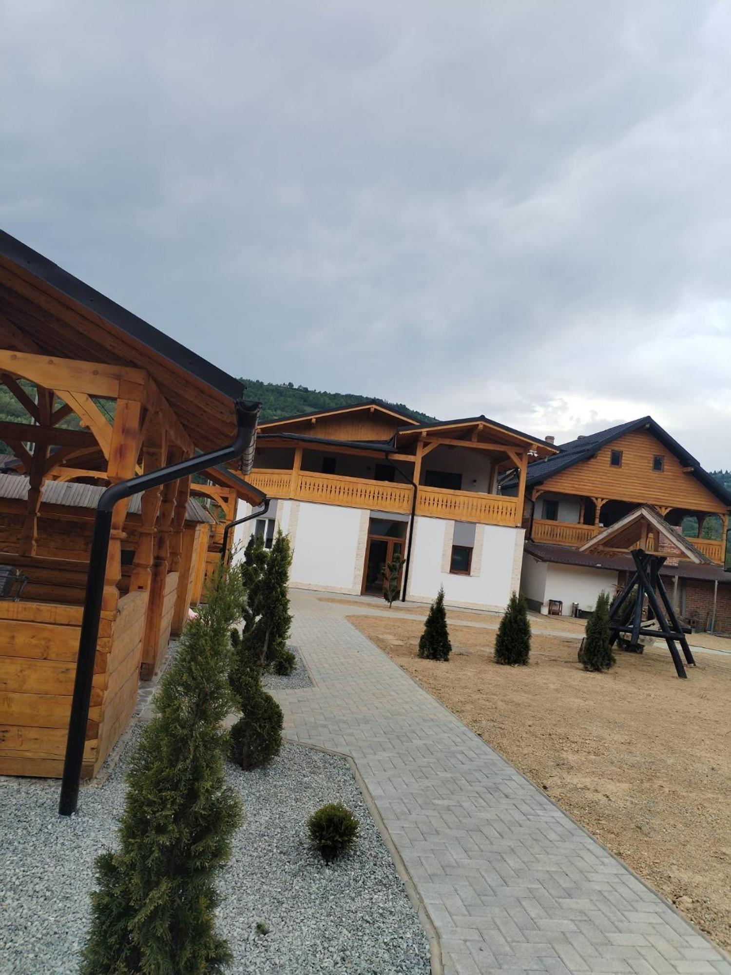 Hotel Popasul Din Vale Moisei Exterior foto